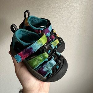 Keen size 6 toddler unisex Newport water sandals